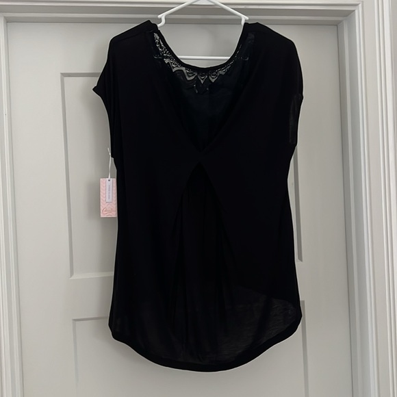 Women’s black tunic shirt - Picture 2 of 7